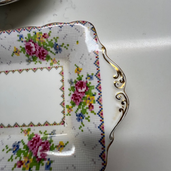 Vintage Royal Albert: 3 Piece Set - Picture 9 of 10